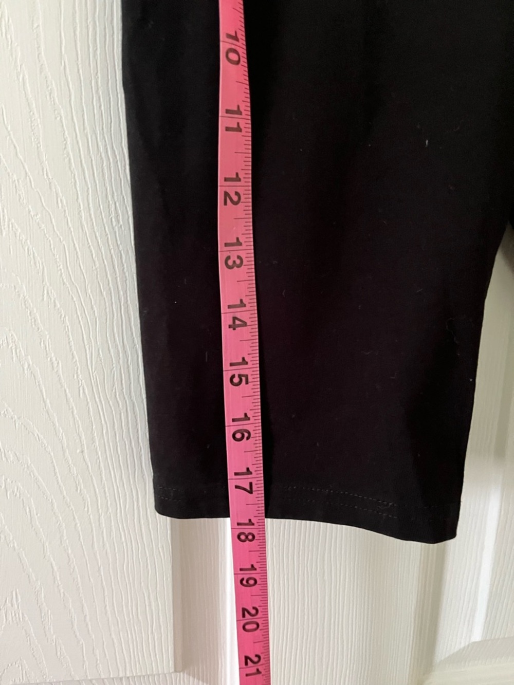 H&M Women’s Black Stretch Biker Shorts - Picture 4 of 5